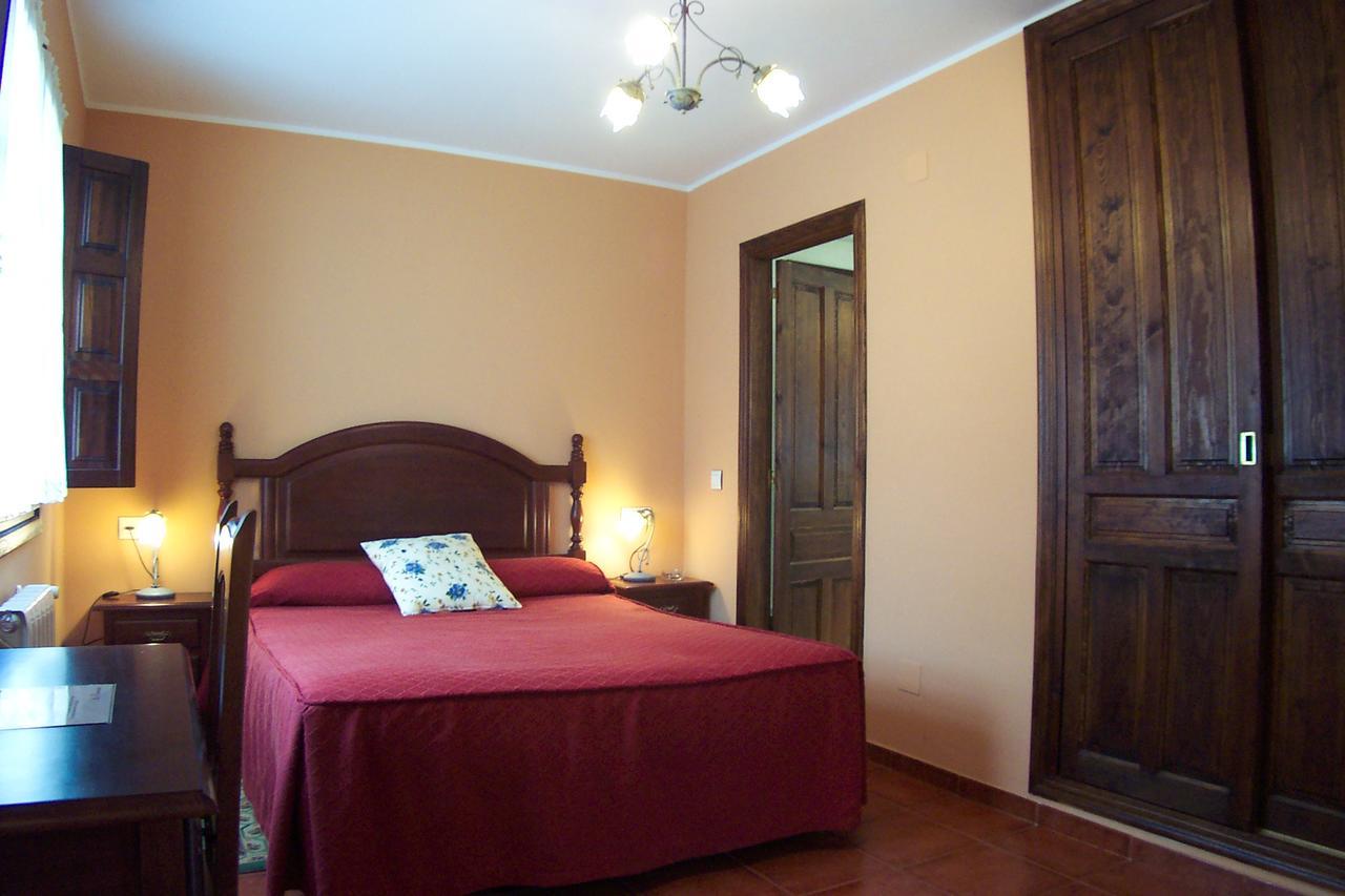 Hotel Los Angeles Arenas De Cabrales Εξωτερικό φωτογραφία