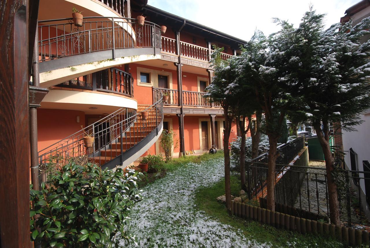 Hotel Los Angeles Arenas De Cabrales Εξωτερικό φωτογραφία