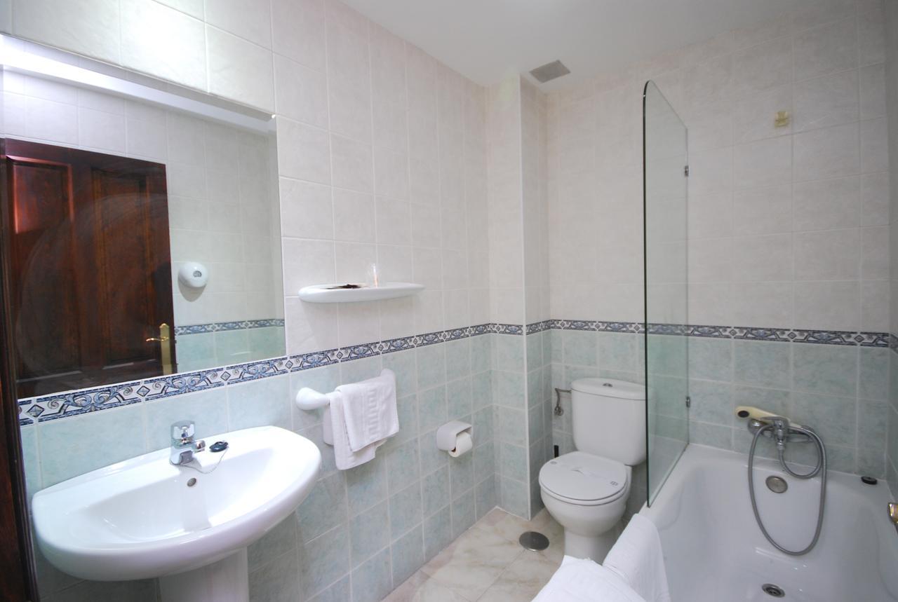 Hotel Los Angeles Arenas De Cabrales Εξωτερικό φωτογραφία