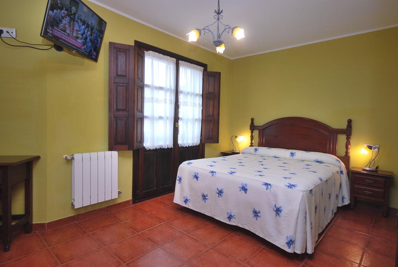 Hotel Los Angeles Arenas De Cabrales Εξωτερικό φωτογραφία